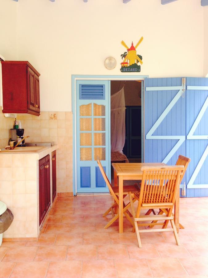 Au Village De Menard Saint-Louis Kültér fotó